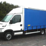 fourgon-avec-rideaux-1_jpg